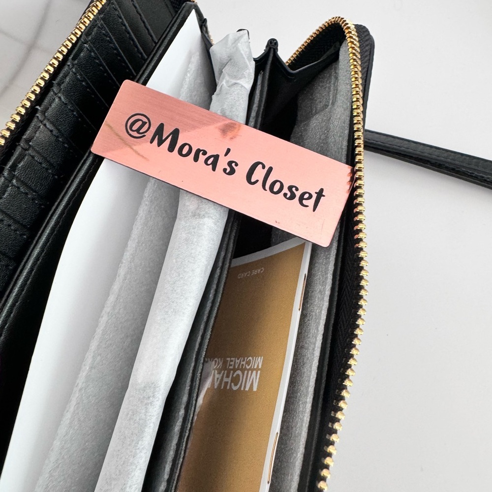 🦋Michael Kors Wallet - Picture 5 of 5